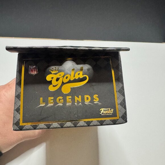 Funko Gold Legends, Walter Payton - Picture 2 of 4